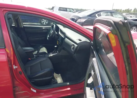 2018 Toyota Corolla Se из США, поврежденный, VIN 5YFBURHE6JP768722